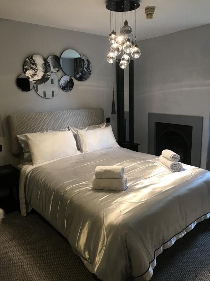 The Chequers Inn Smarden ภายนอก รูปภาพ