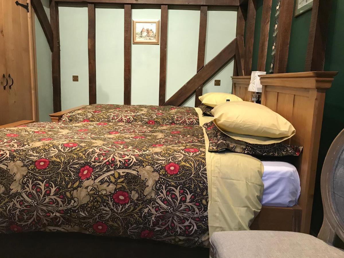 The Chequers Inn Smarden ภายนอก รูปภาพ
