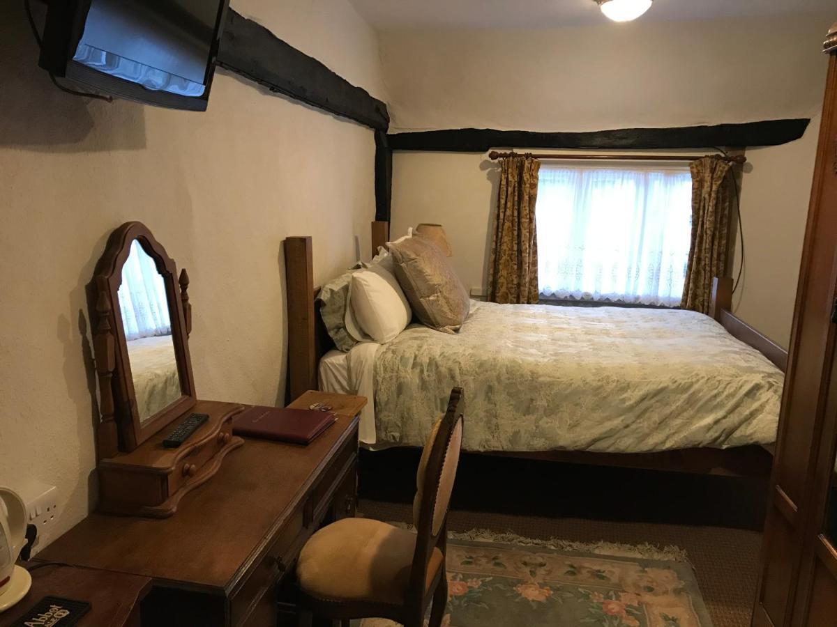 The Chequers Inn Smarden ภายนอก รูปภาพ